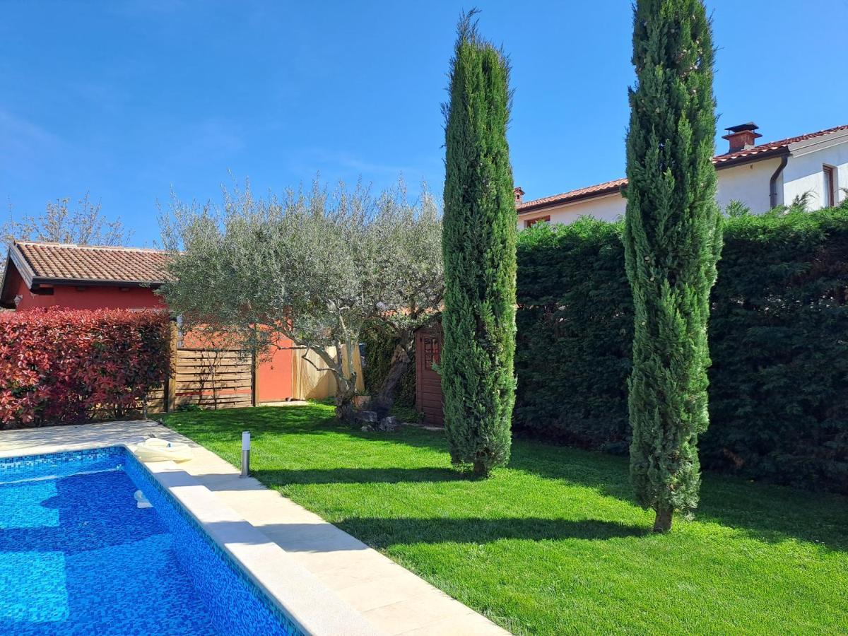Villa Agava Umag Ngoại thất bức ảnh