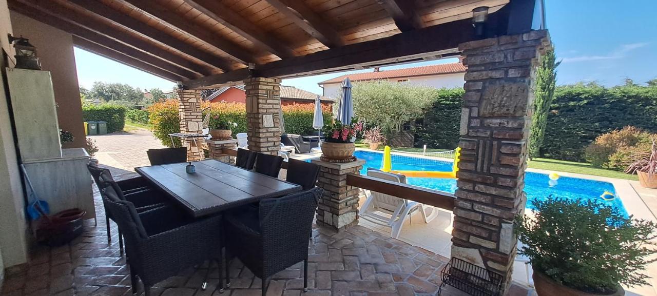 Villa Agava Umag Ngoại thất bức ảnh