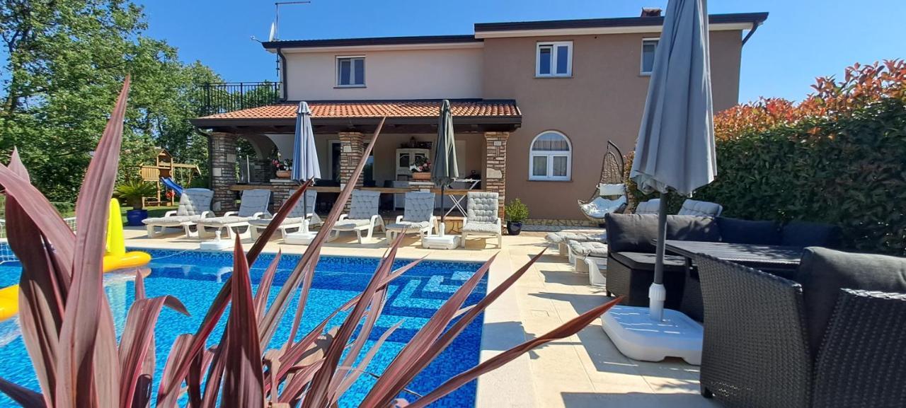 Villa Agava Umag Ngoại thất bức ảnh