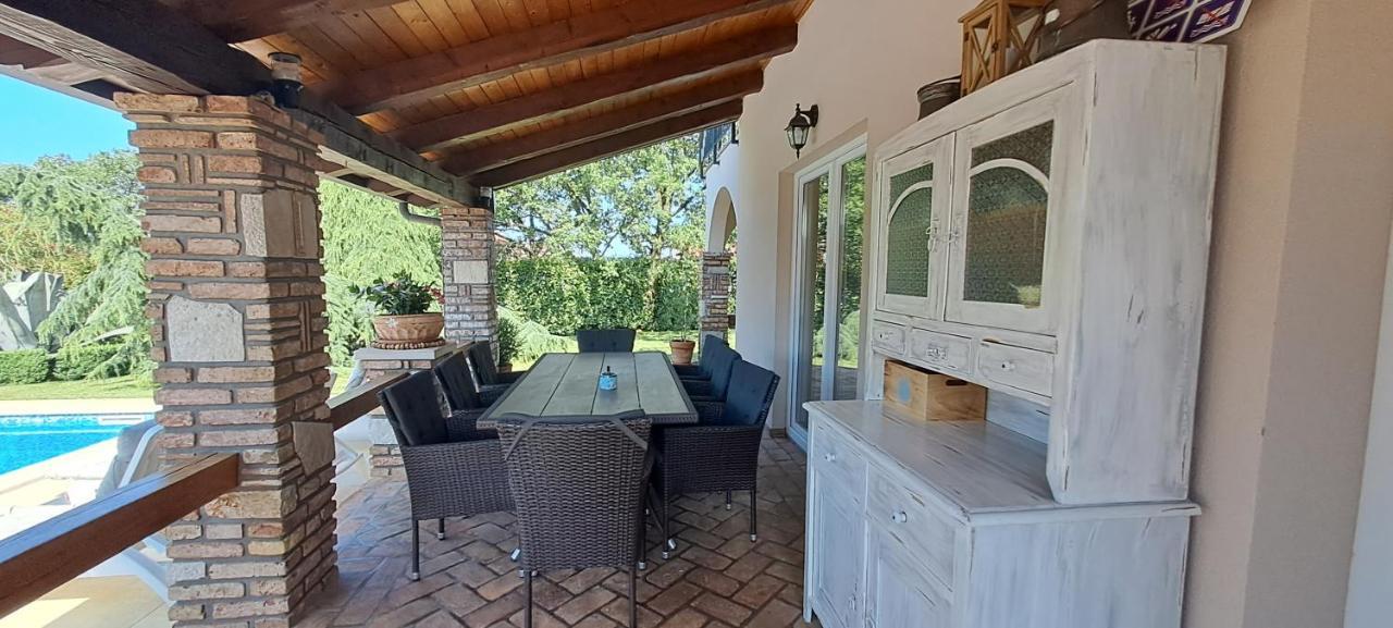 Villa Agava Umag Ngoại thất bức ảnh