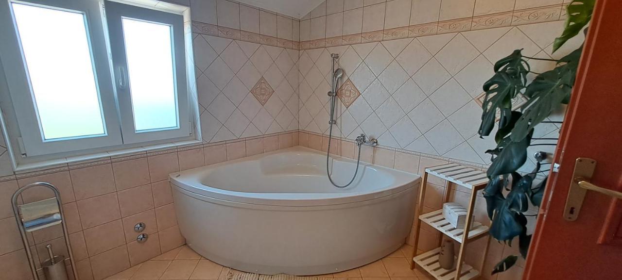 Villa Agava Umag Ngoại thất bức ảnh